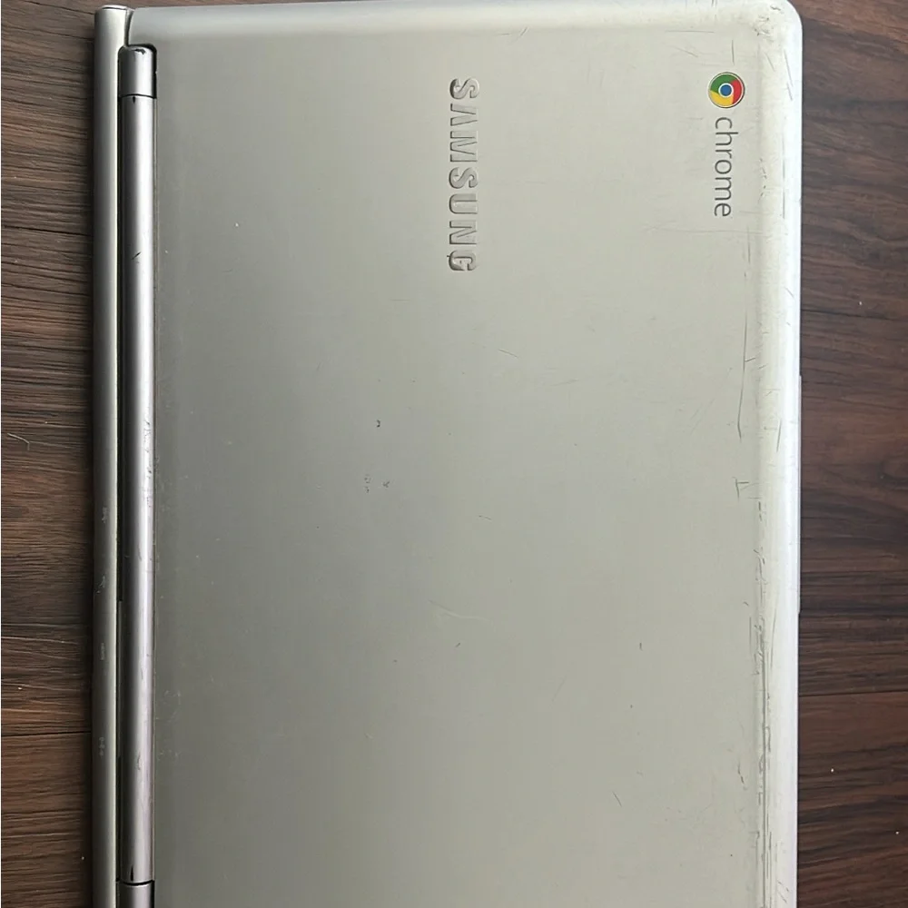 Samsung sleek chromebook